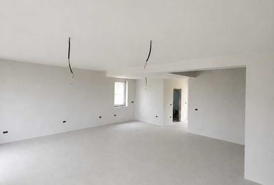 Apartament cu 4 camere decomandat în Moșnița Nouă - 2