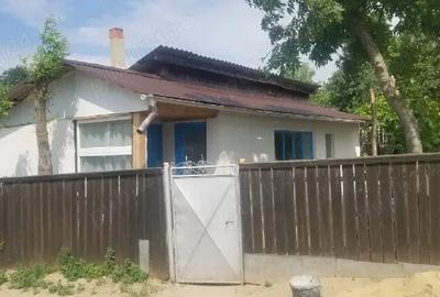 Teren de 2000 mp, în Brădești - 3