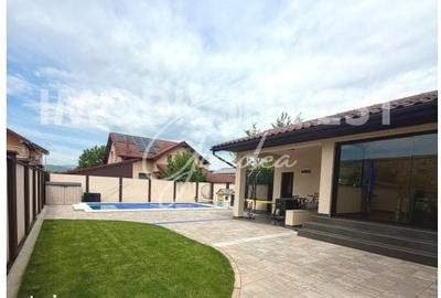 Casă cu 4 camere cu Teren 490 Mp în Cetate