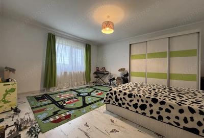 Casă cu 5 camere cu Teren 680 Mp în Olteni - 19