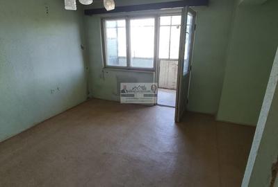 Apartament cu 3 camere decomandat în Nord - 2