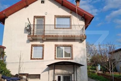 Casă cu 4 camere în Șerbeștii Vechi