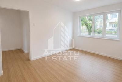 Apartament cu 3 camere semidecomandat în Șagului