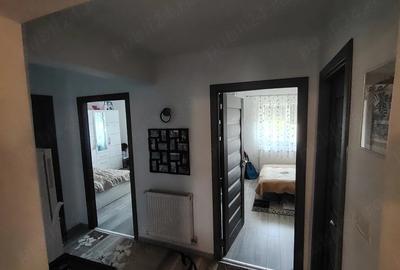 Apartament cu 3 camere decomandat în Central - 1