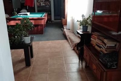 Casă individuală cu 6 camere cu Canalizare în Central - 15