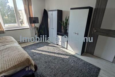 Apartament cu 2 camere semidecomandat în Calea București - 4