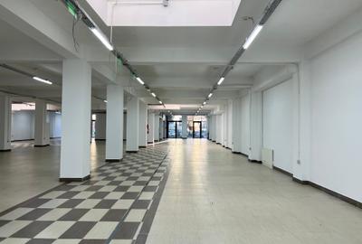 Spațiu comercial, de 823.5 mp, în Semicentral - 2