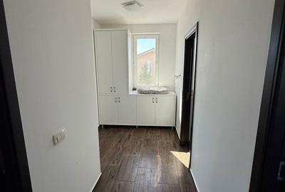 Casă cu 4 camere cu Teren 500 Mp în Joița - 2