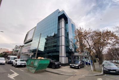 Spațiu comercial, de 130 mp, în Aviatorilor - 2