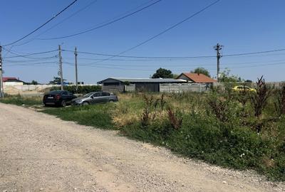 Casă cu 2 camere cu Teren 500 Mp în Bălăceanca