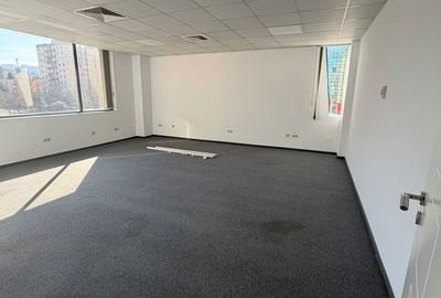 Spațiu comercial, de 148 mp, în Florilor - 11