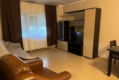 Apartament cu 2 camere decomandat în Est