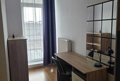 Apartament cu 4 camere semidecomandat în Ultracentral