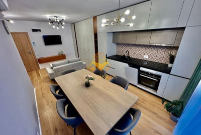Apartament cu 2 camere semidecomandat, mobilat în Central