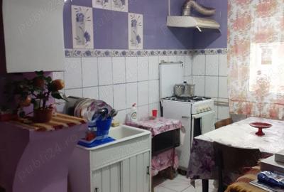 Apartament cu 2 camere semidecomandat în 9 Mai