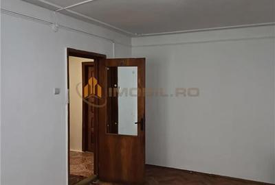 Apartament cu 2 camere decomandat, mobilat în Podu Roș - 2