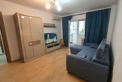 Apartament cu 2 camere semidecomandat, mobilat în Militari