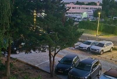 Apartament cu 2 camere nedecomandat, mobilat în Central