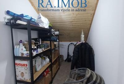 Casă cu 4 camere în Strejnicu