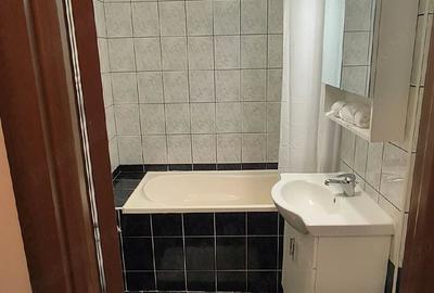 Apartament cu 3 camere decomandat în Bistrița Lac