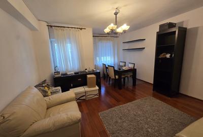 Apartament cu 3 camere decomandat în Drumul Sării - 9