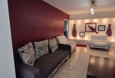 Apartament cu 3 camere decomandat în Central - 1