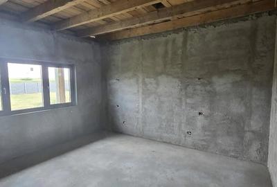 Casă cu Teren 724 Mp în Central - 7