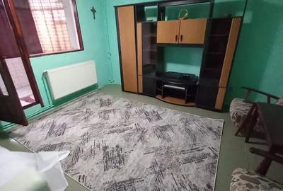 Apartament cu 2 camere decomandat în Est - 1