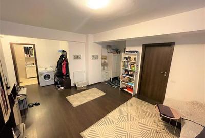 Apartament cu 2 camere decomandat, mobilat în Brăilei - 3