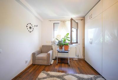 Duplex cu 4 camere cu Canalizare în Central - 9