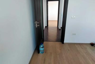 Apartament cu 3 camere decomandat în Spitalul Județean - 3
