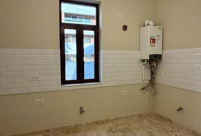 Apartament cu 4 camere în Eminescu