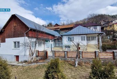 Casă cu 6 camere cu Garaj în Valea Doftanei