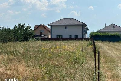Teren de 1605 mp, în Jucu