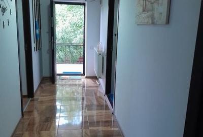 Casă cu 6 camere cu Teren 580 Mp în Central - 13