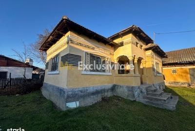 Casă cu 3 camere cu Teren 600 Mp în Priboieni