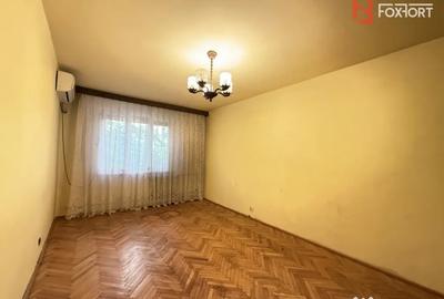 Apartament cu 3 camere semidecomandat în Circumvalațiunii