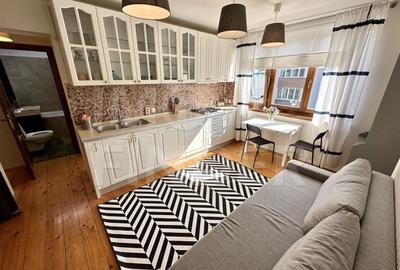 Apartament cu 3 camere semidecomandat, mobilat în Plopilor - 3
