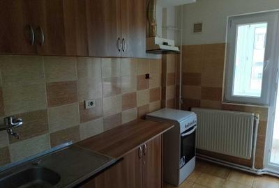 Apartament cu 2 camere decomandat în Republicii - 4
