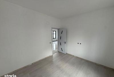 Casă cu 4 camere cu Canalizare în Central - 6