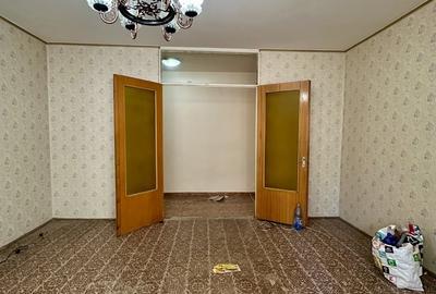 Apartament cu 3 camere decomandat în Drumul Taberei - 4