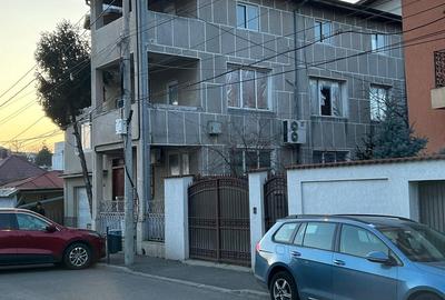 Casă cu 5 camere cu Teren 186 Mp în Colentina