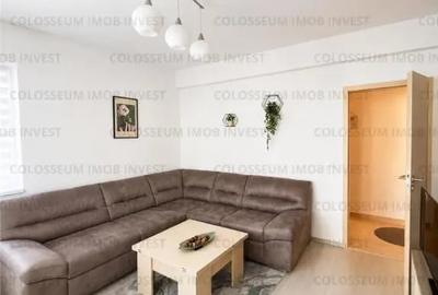 Apartament cu 3 camere decomandat în Tractorul