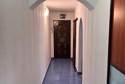 Apartament cu 3 camere semidecomandat în Central - 5