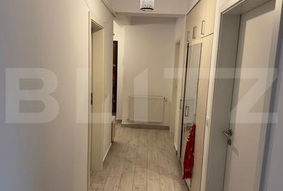 Apartament cu 3 camere decomandat, mobilat în Tractorul - 10