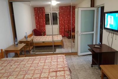 Garsonieră decomandată în Gorjului - 1