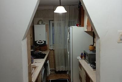 Apartament cu 2 camere decomandat în Tomești - 1