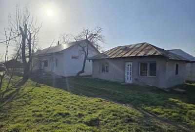Casă cu Teren 1200 Mp în Blejești - 6