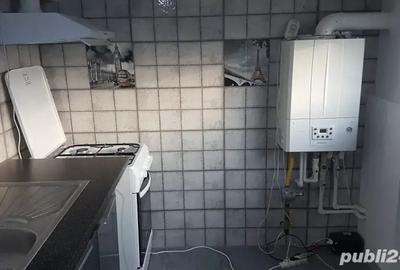 Apartament cu 2 camere decomandat în Valu lui Traian - 4