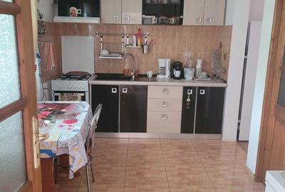 Casă cu 3 camere în Central - 2